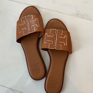 Camel Brown Leather Tory Burch slide sandals